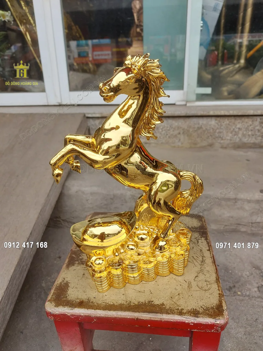 Tượng Ngựa Đ&uacute;c Bằng Đồng V&agrave;ng Nguy&ecirc;n Chất Mạ V&agrave;ng 24K